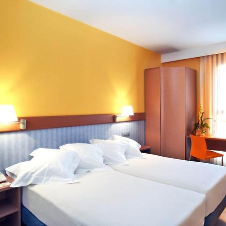 Hotel Murrieta Logrono Ngoại thất bức ảnh